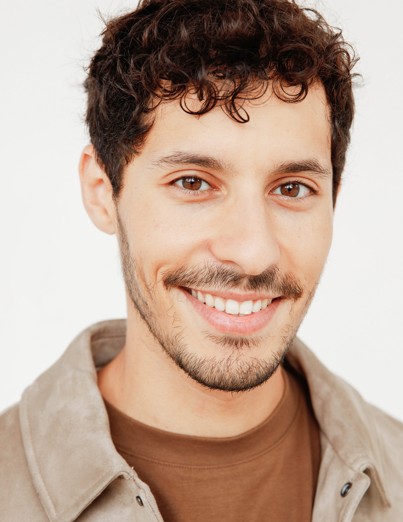 Massyl - Professeur de mathématiques et sciences, ingénieur systèmes spatiaux